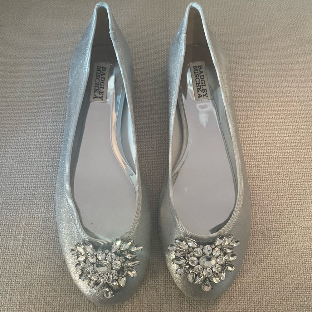 Badgley Mischka silver ballet flats, jeweled toe, size 8